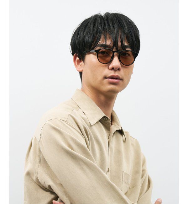  「【WEB限定】ボストン型 調光サングラス | カラーレンズ 軽量 紫外線対策 UVカット レンズの色が変わる」|サングラス|