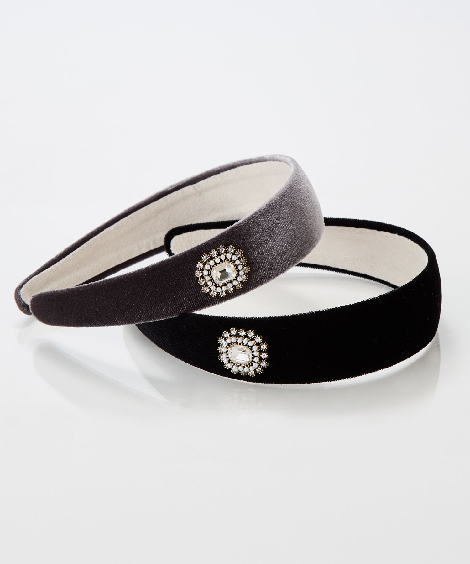  「【生産終了】クラッシービジューカチューシャ　グレー/ベロア　結婚式 入学式 卒業式」|ヘアバンド|