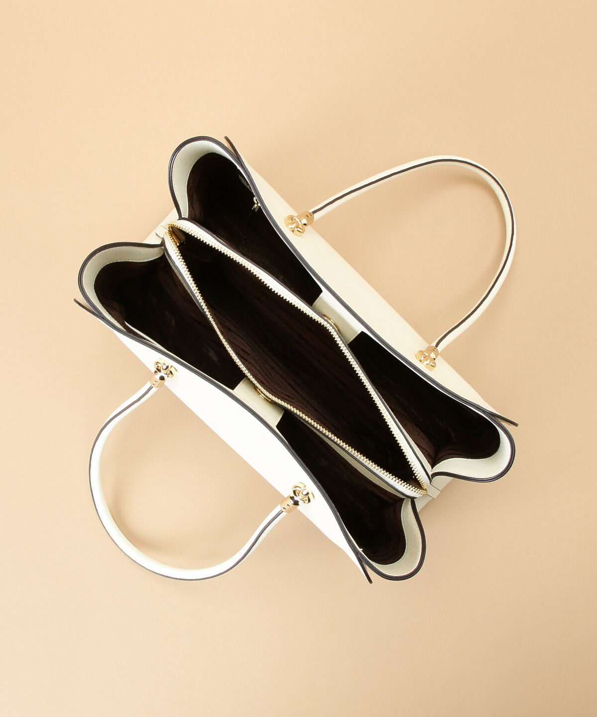 Samantha Thavasa「アベクトワ レザースクエアトートバッグ 大サイズ」|トートバッグ|