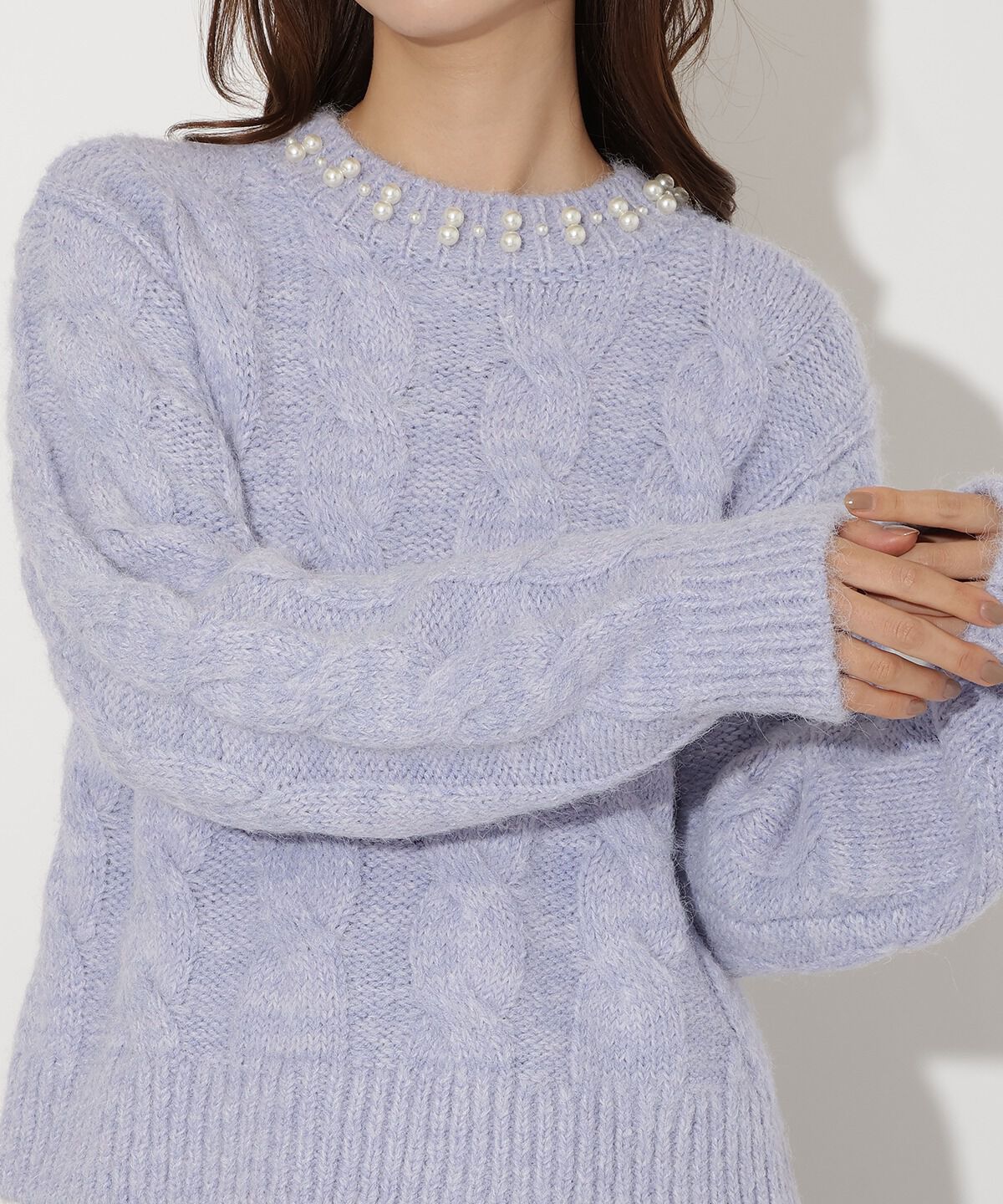 アンドクチュール「パール襟ケーブルニットプルオーバー」|ニット・セーター|