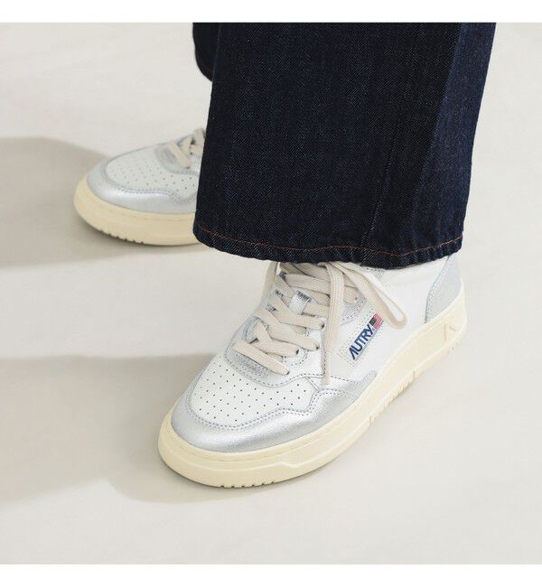 Demi-Luxe BEAMS 「AUTRY / MEDALIST LOW バイカラー レザースニーカー」|スニーカー|