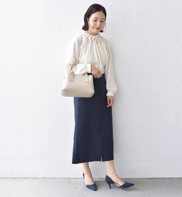 SHIPS for women「〈手洗い可能〉ネック ギャザー ソリッド 起毛 サテン ブラウス」|シャツ・ブラウス|