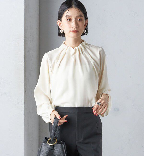 SHIPS for women「〈手洗い可能〉ネック ギャザー ソリッド 起毛 サテン ブラウス」|シャツ・ブラウス|