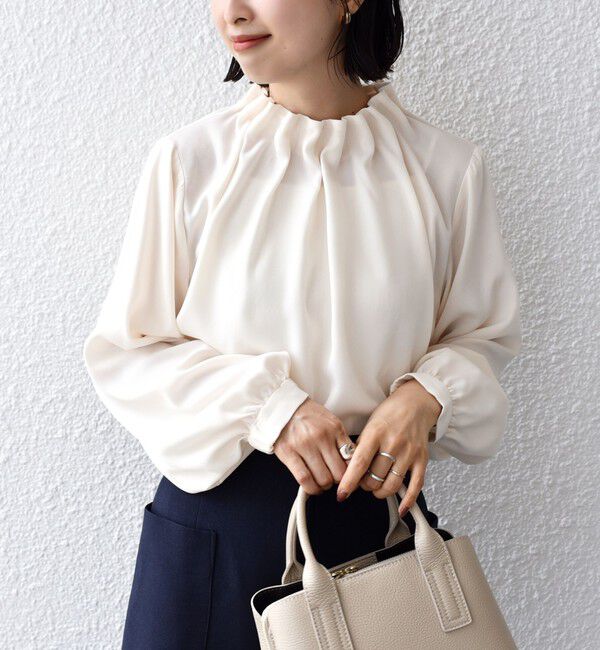 SHIPS for women「〈手洗い可能〉ネック ギャザー ソリッド 起毛 サテン ブラウス」|シャツ・ブラウス|