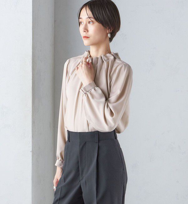 SHIPS for women「〈手洗い可能〉ネック ギャザー ソリッド 起毛 サテン ブラウス」|シャツ・ブラウス|