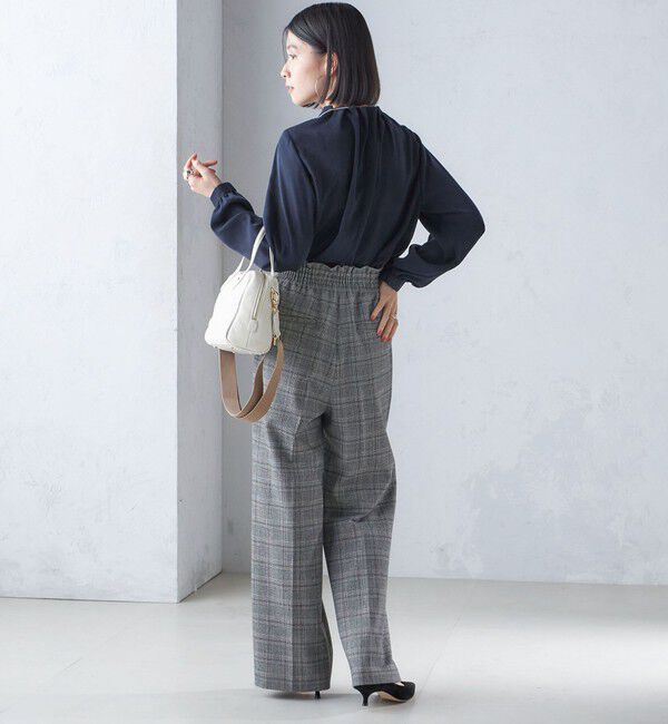 SHIPS for women「〈手洗い可能〉ネック ギャザー ソリッド 起毛 サテン ブラウス」|シャツ・ブラウス|