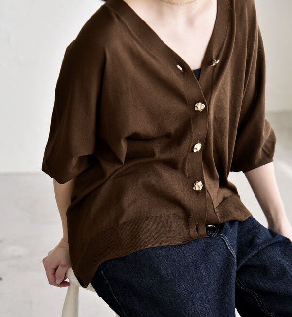 quaranciel「《予約》quaranciel:〈接触冷感/手洗い可能〉メタルボタン Vネック シアー ニット カーディガン」|カーディガン|