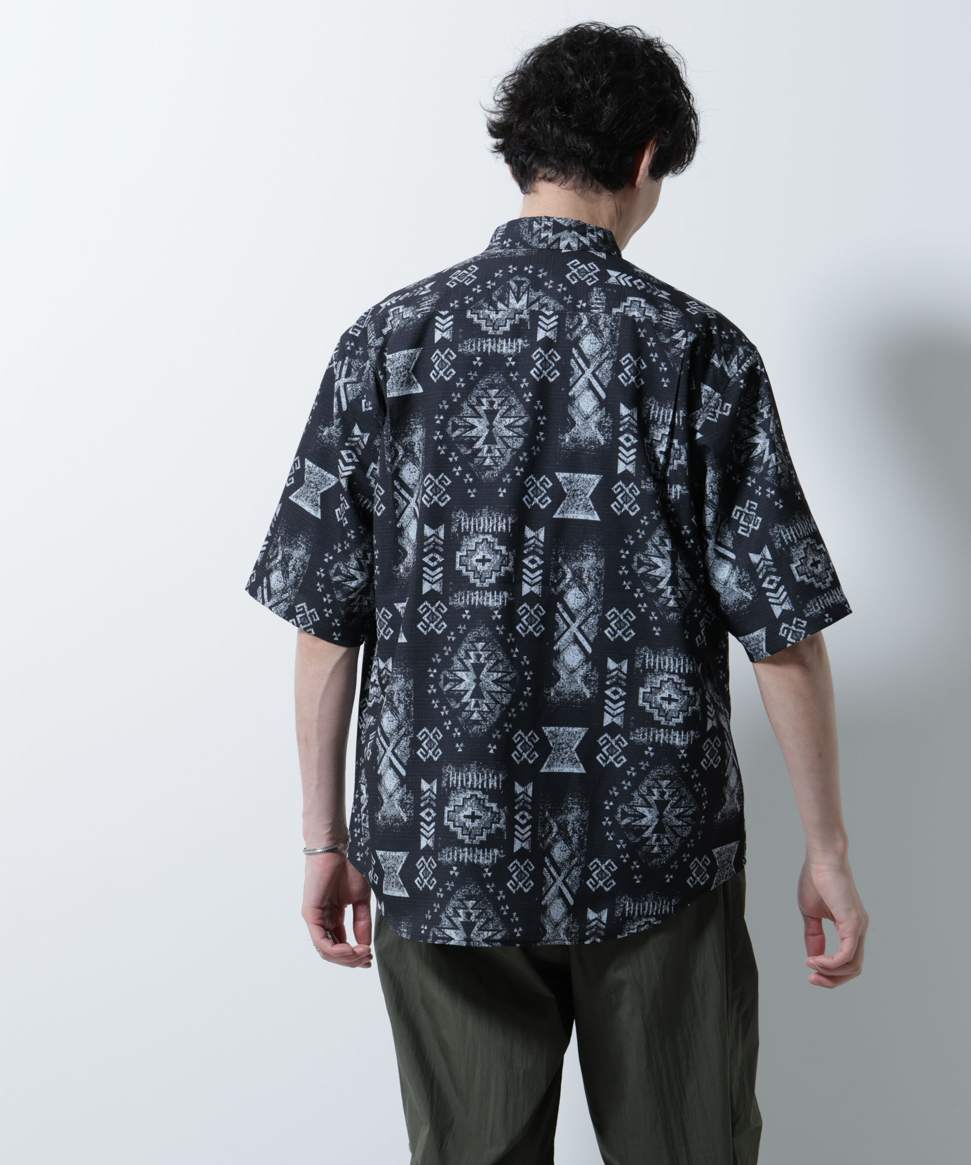 nano･universe「デジタルプリントシャツ 半袖」|シャツ・ブラウス|