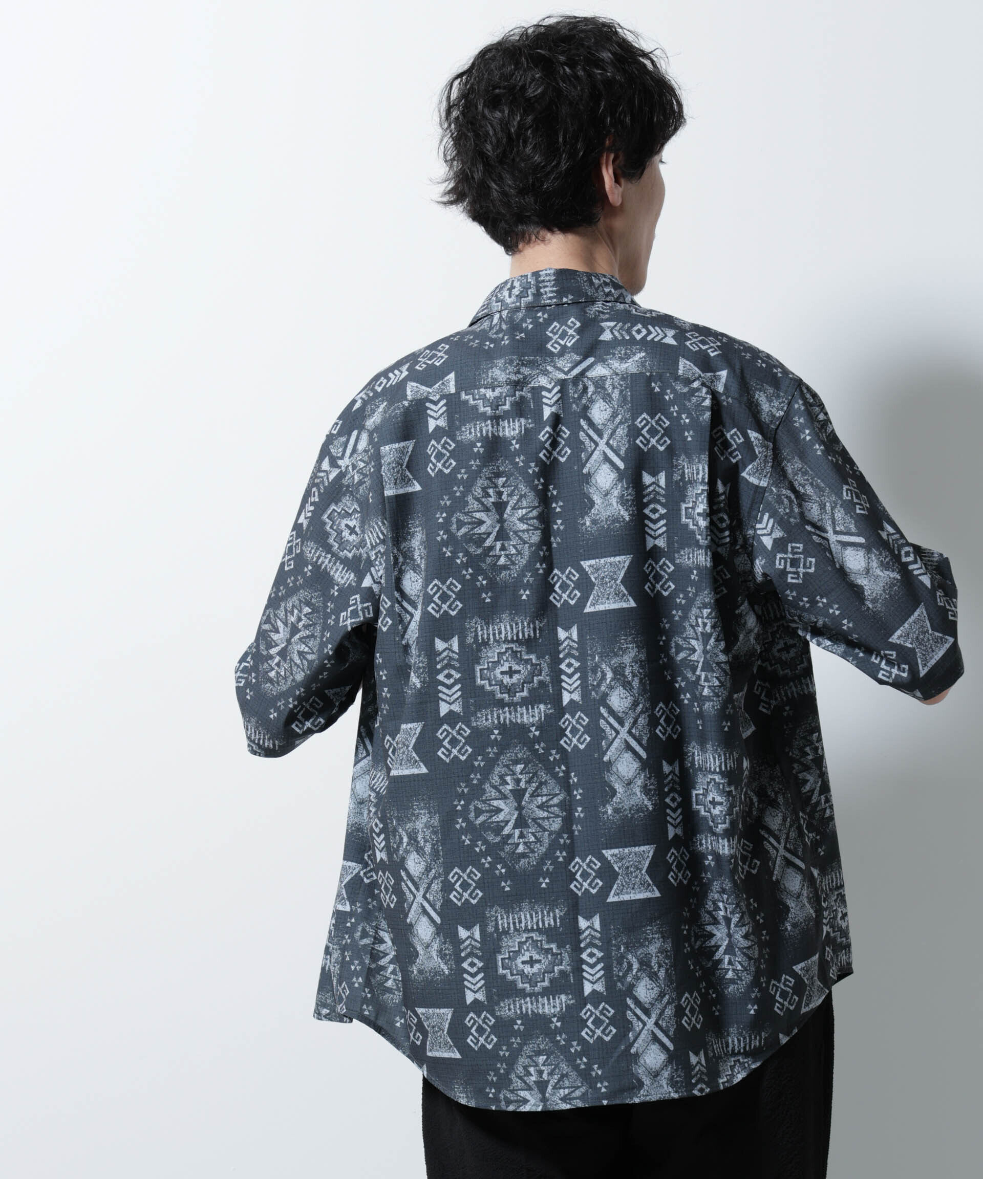 nano･universe「デジタルプリントシャツ 半袖」|シャツ・ブラウス|