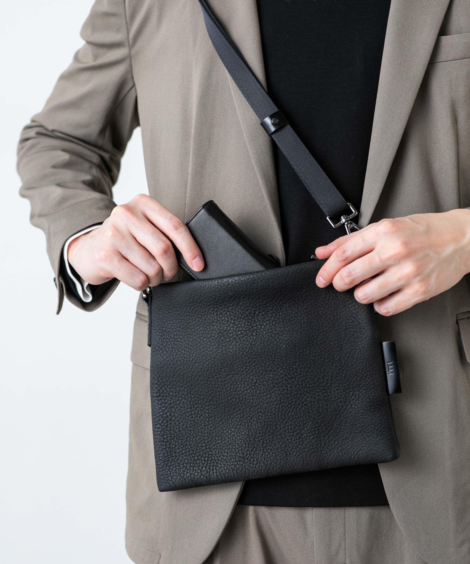 nano･universe「WEB限定/フェイクレザーキーケース」|財布|