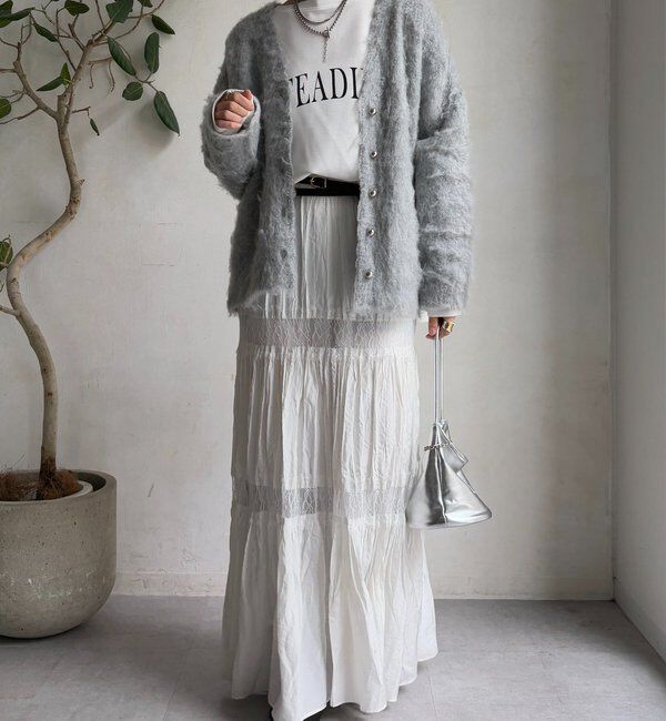  「ブラッシュ加工シルバーボタンカーディガン」|カーディガン|