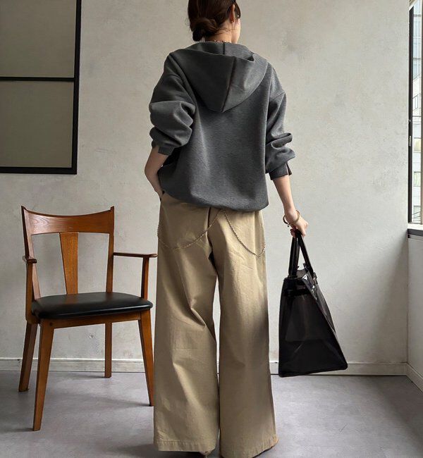  「【WEB限定】パール＋ロゴジップパーカー」|Tシャツ・カットソー|