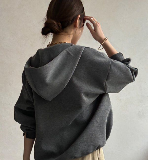  「【WEB限定】パール＋ロゴジップパーカー」|Tシャツ・カットソー|