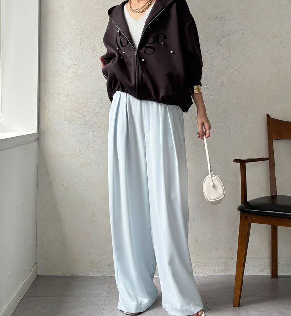  「【WEB限定】パール＋ロゴジップパーカー」|Tシャツ・カットソー|