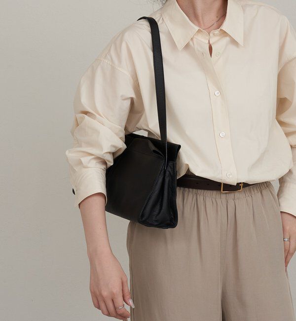  「レザーショルダーバッグ」|ショルダー・メッセンジャー|