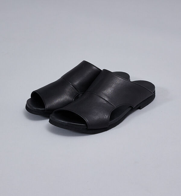alfredoBANNISTER「【WRAP SHOES】レザーサイドキャビティ スライド サンダル」|サンダル|ブラック