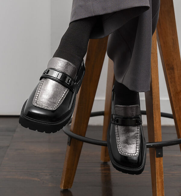 AU BANNISTER「浦浜アリサ&times;Au BANNISTERコラボ オブリークトゥローファー」|ローファー|