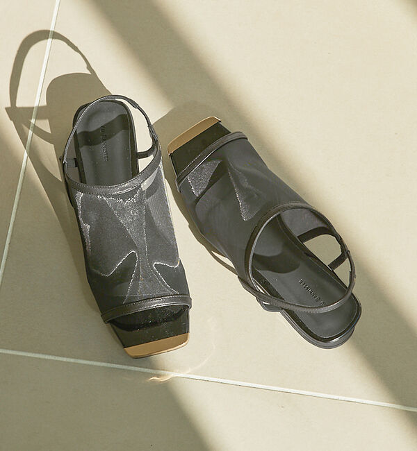 AU BANNISTER「メタルトゥ メッシュサンダル」|サンダル|