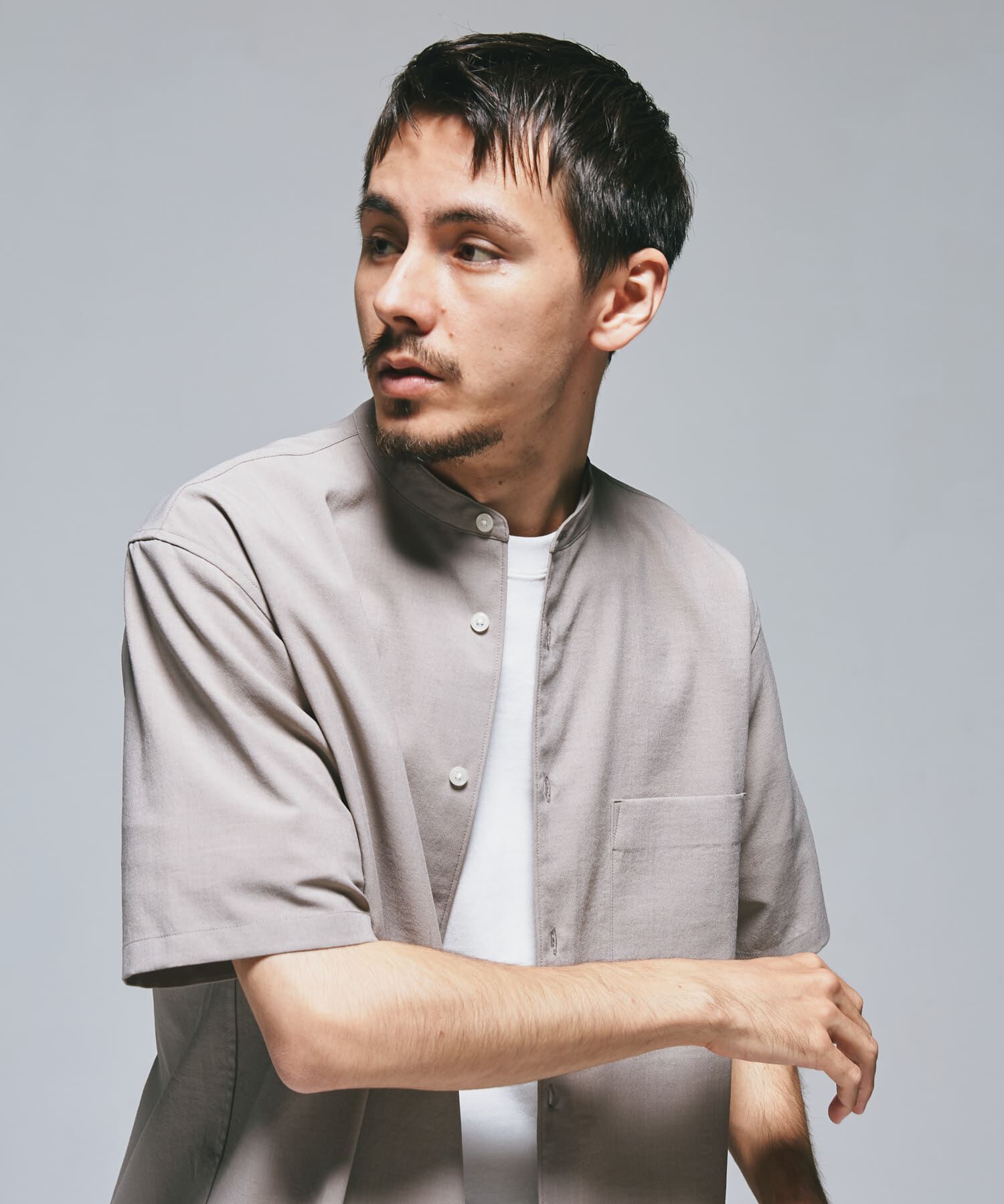 URBAN RESEARCH DOORS「『一部WEB限定』『UR TECH DRYLUXE』バンドカラーシャツ」|シャツ・ブラウス|