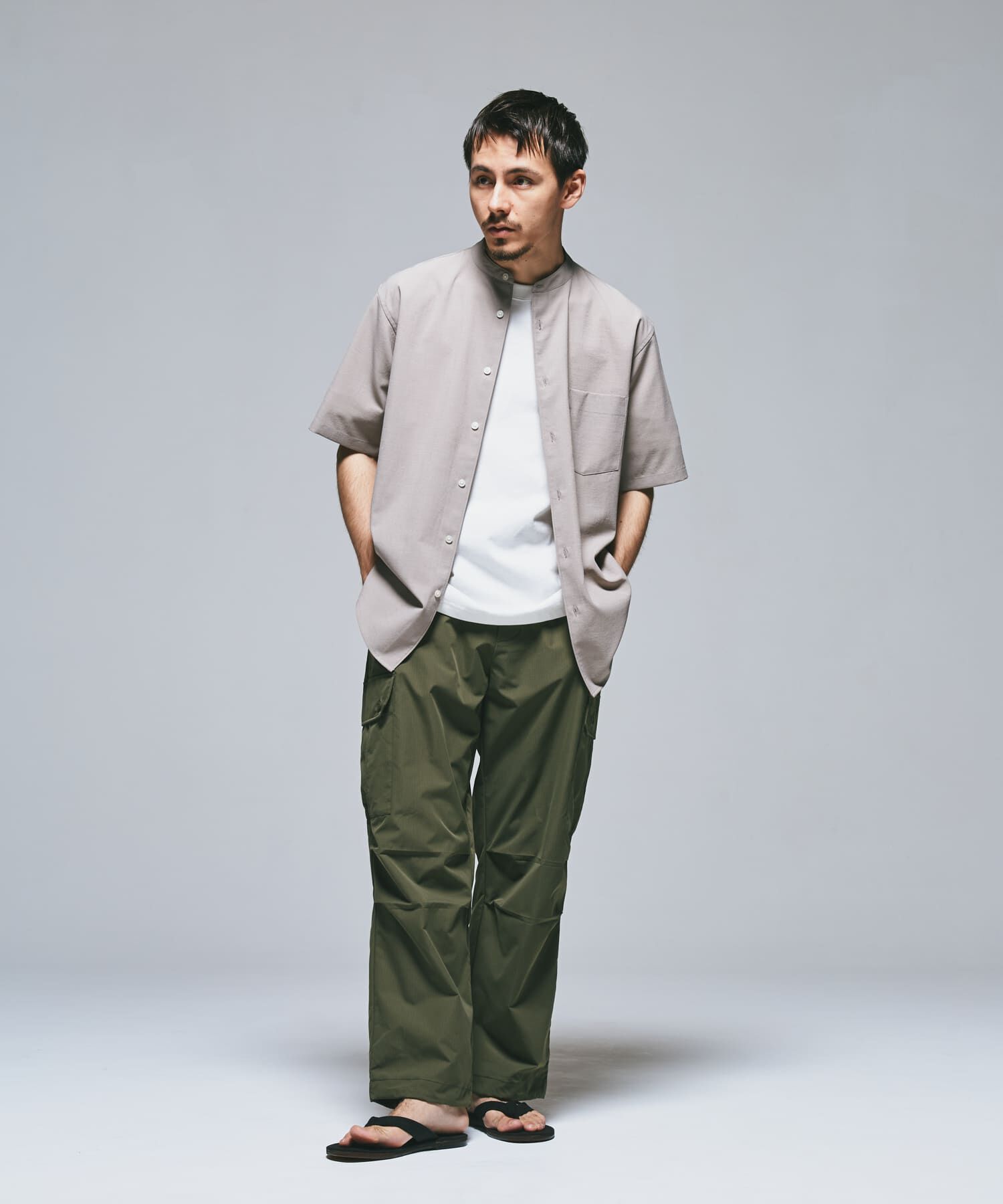 URBAN RESEARCH DOORS「『一部WEB限定』『UR TECH DRYLUXE』バンドカラーシャツ」|シャツ・ブラウス|