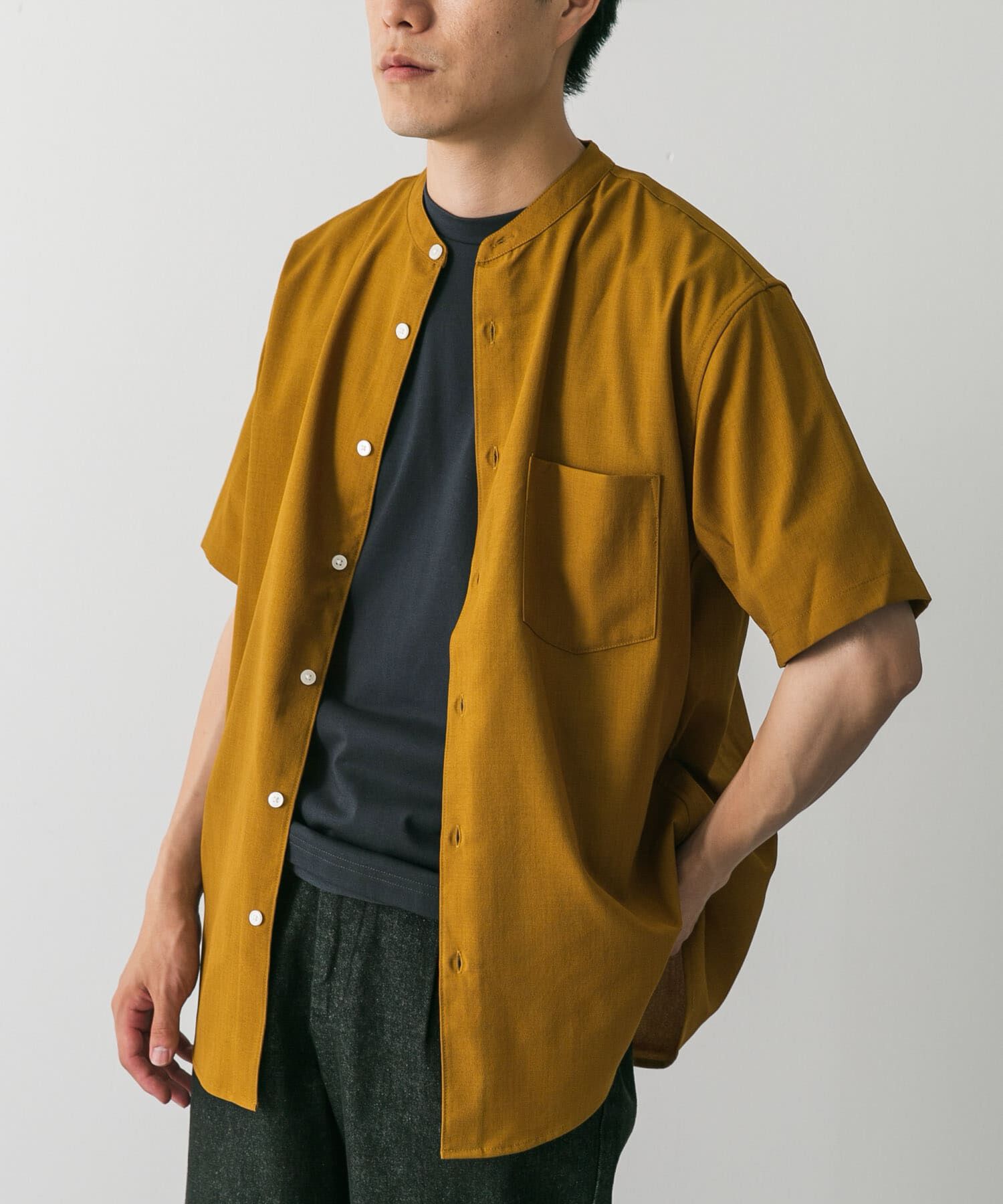 URBAN RESEARCH DOORS「『一部WEB限定』『UR TECH DRYLUXE』バンドカラーシャツ」|シャツ・ブラウス|