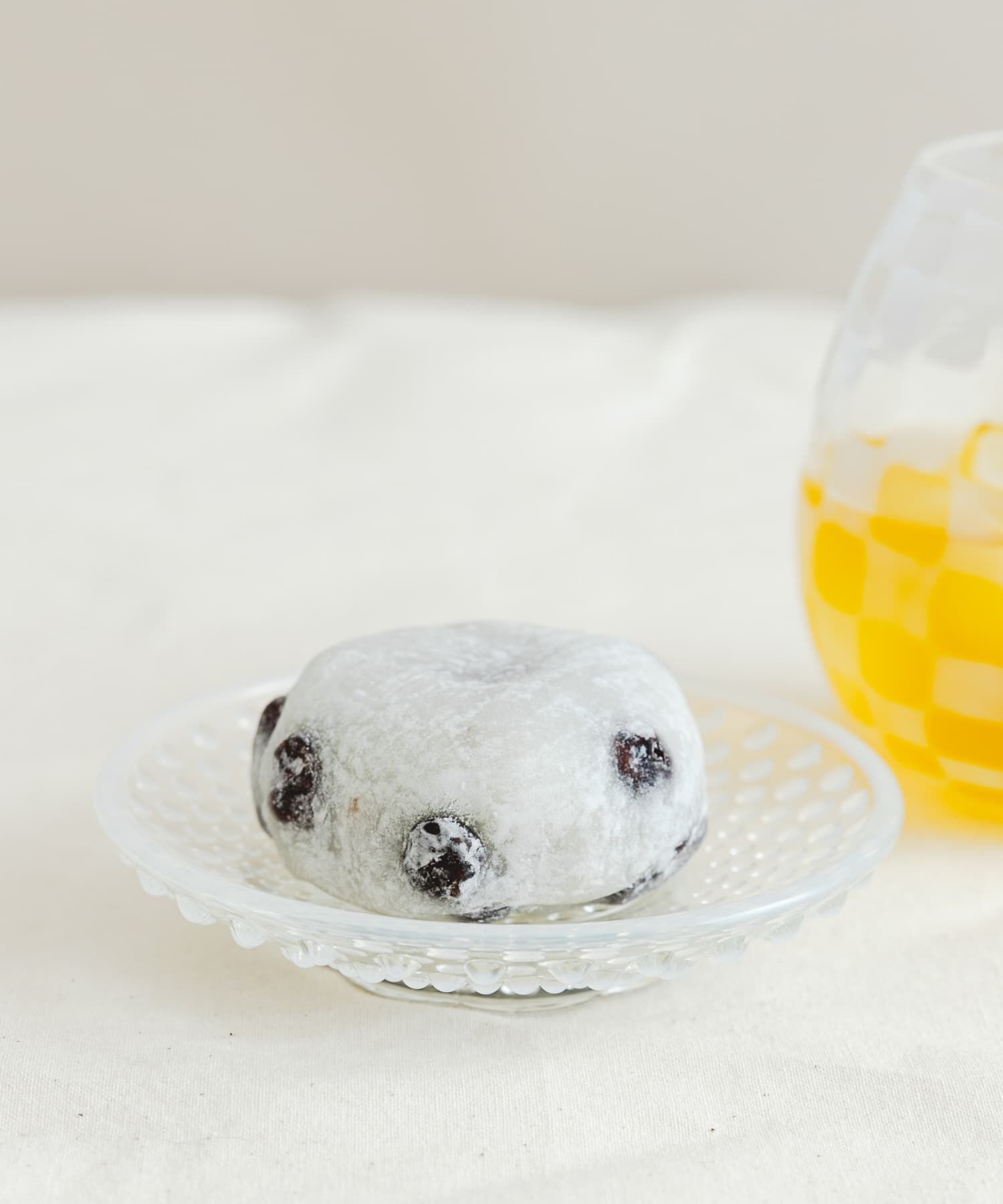 URBAN RESEARCH「『WEB限定』廣田硝子　あられ豆皿　白色」|食器・キッチングッズ|