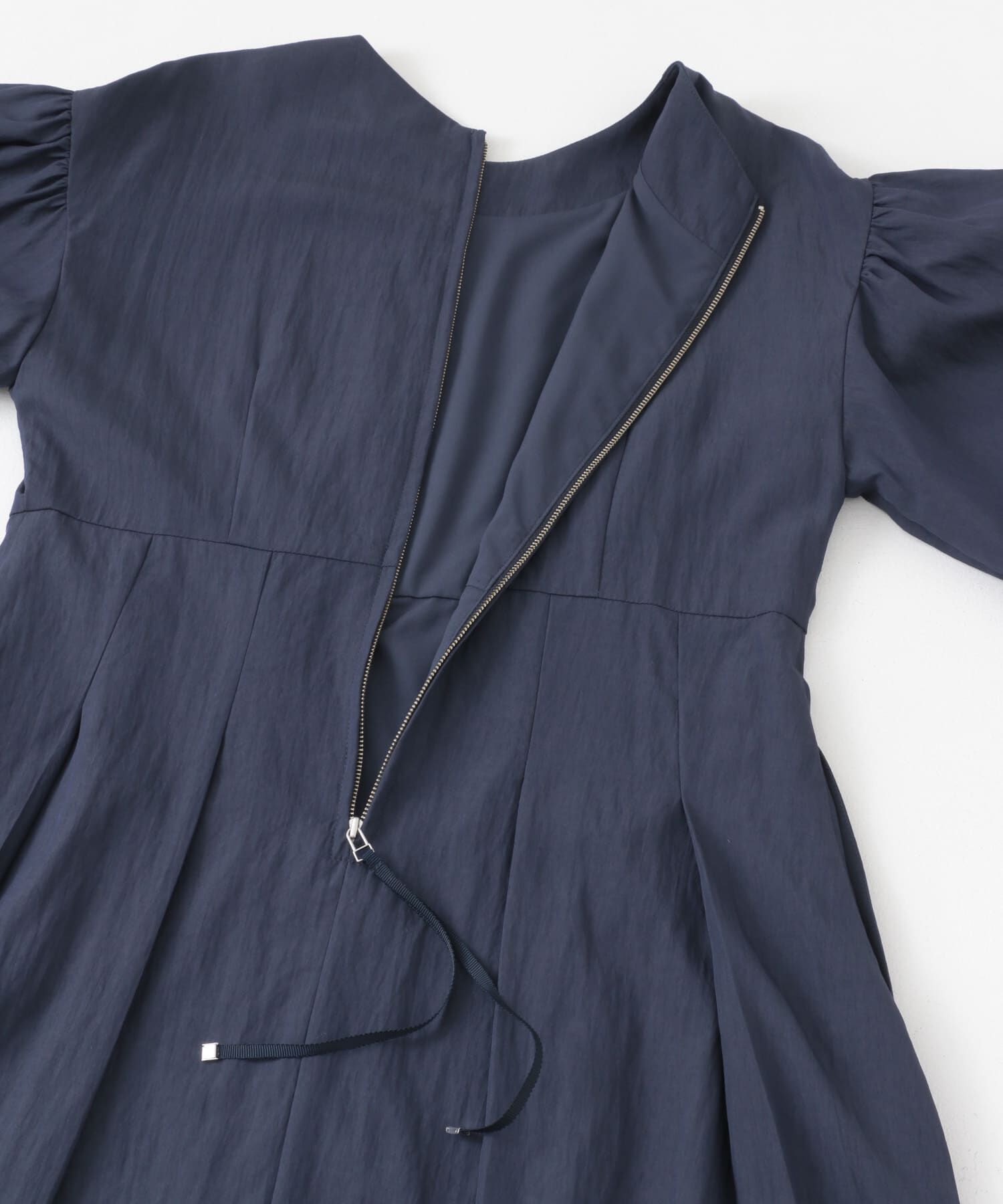 URBAN RESEARCH ROSSO「ボリュームスリーブタックワンピース」|ワンピース|