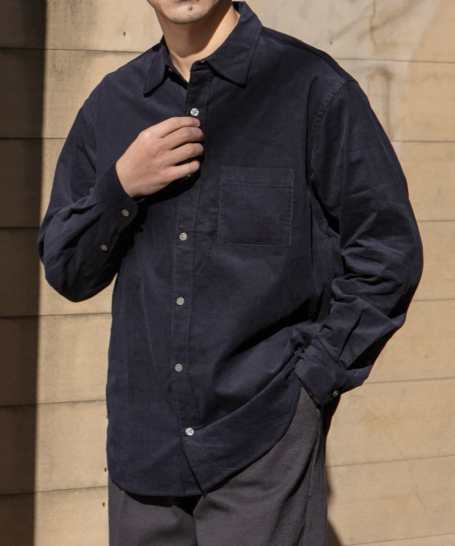 URBAN RESEARCH ROSSO「アーバンリラックスコーデュロイレギュラーシャツ」|シャツ・ブラウス|ネイビー