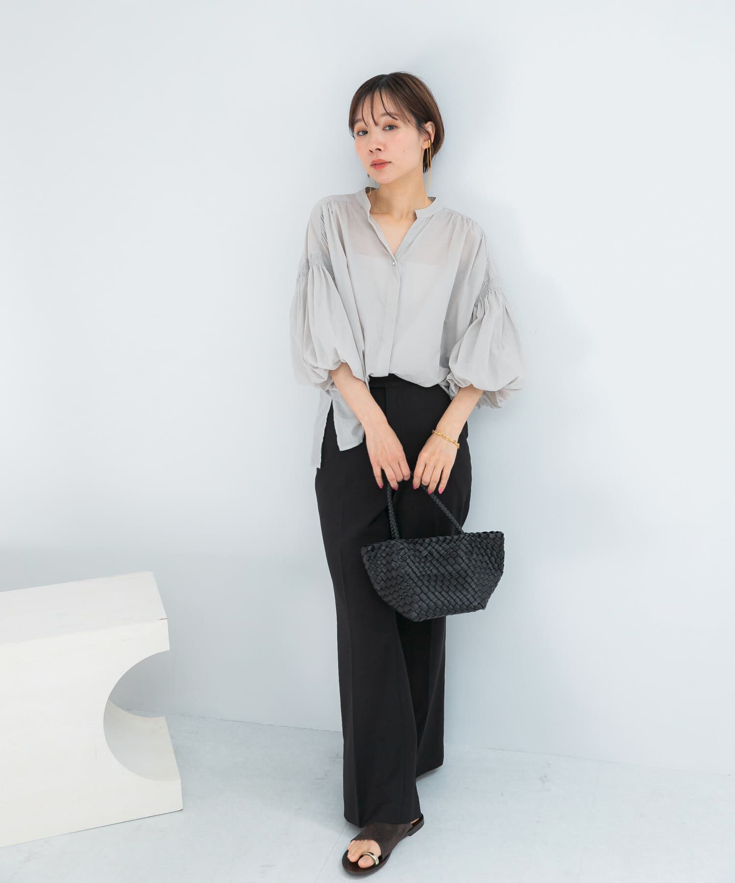 URBAN RESEARCH ROSSO「『WEB限定』コットンボイルバルーンスリーブブラウス」|シャツ・ブラウス|