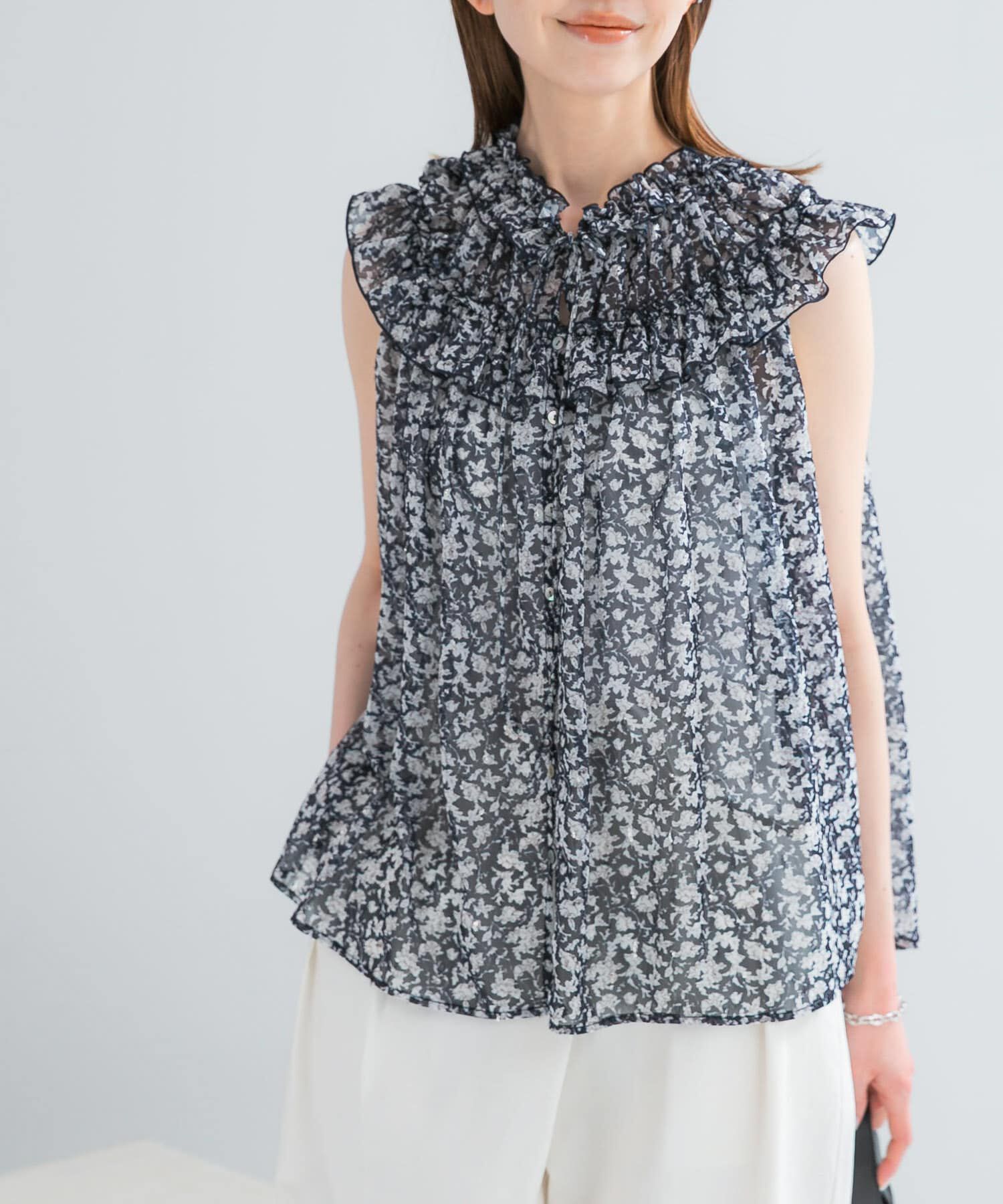 URBAN RESEARCH ROSSO「『WEB限定』フラワープリントフリルブラウス」|シャツ・ブラウス|