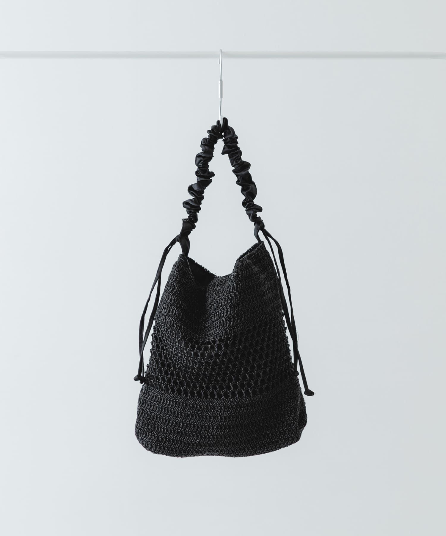 RODE SKO「2WAYギャザーショルダーラメバッグ」|ショルダー・メッセンジャー|ブラック