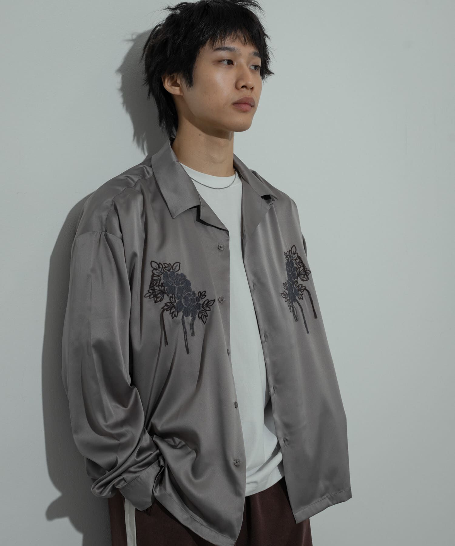 SENSE OF PLACE by URBAN RESEARCH「ボタニカルシシュウロングスリーブシャツ」|シャツ・ブラウス|グレー