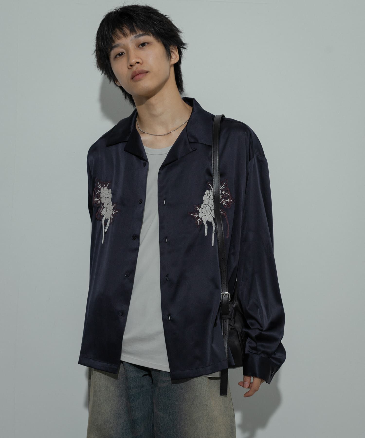 SENSE OF PLACE by URBAN RESEARCH「ボタニカルシシュウロングスリーブシャツ」|シャツ・ブラウス|