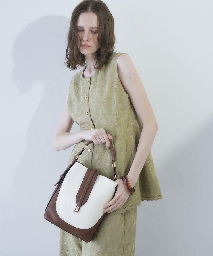 YECCA VECCA「ポーチインショルダーバッグ」|ショルダー・メッセンジャー|