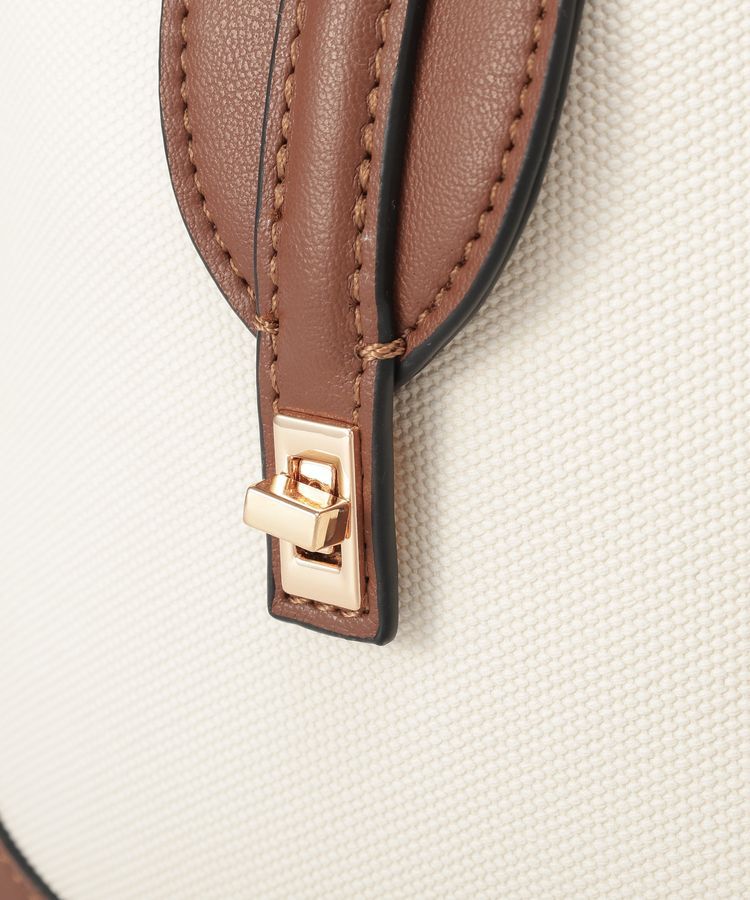 YECCA VECCA「ポーチインショルダーバッグ」|ショルダー・メッセンジャー|