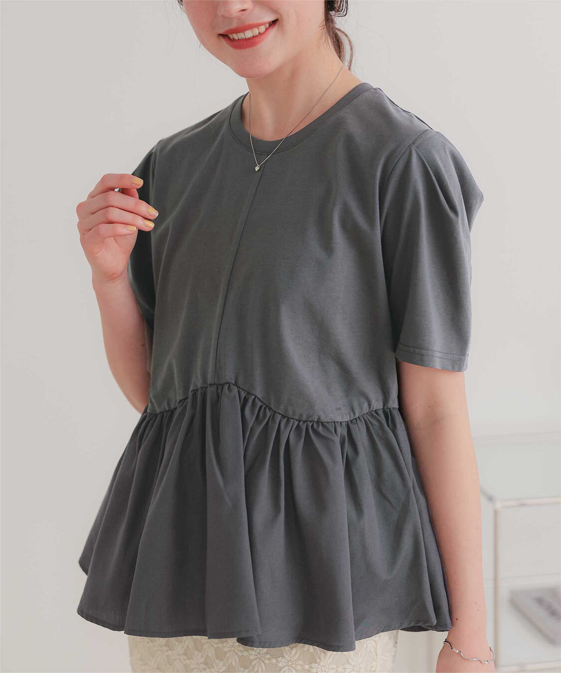 titivate「【サステナブル】カットソードッキングペプラムトップス」|Tシャツ・カットソー|チャコール