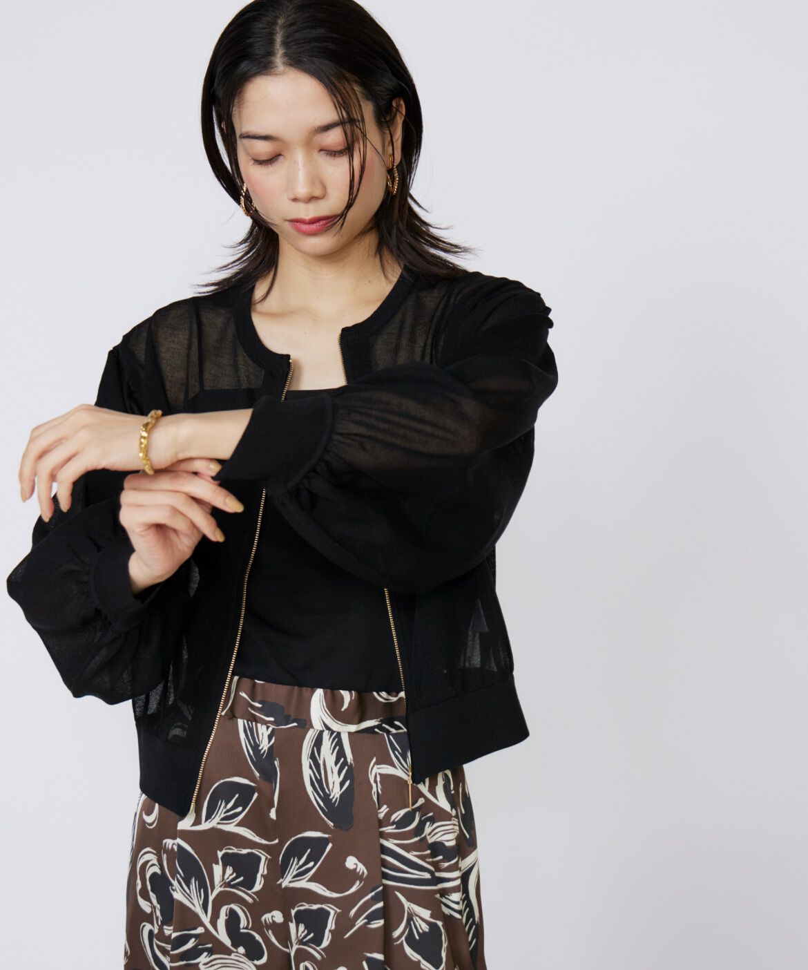 INED「《大きいサイズ》シアーニットジップアップカーディガン」|カーディガン|