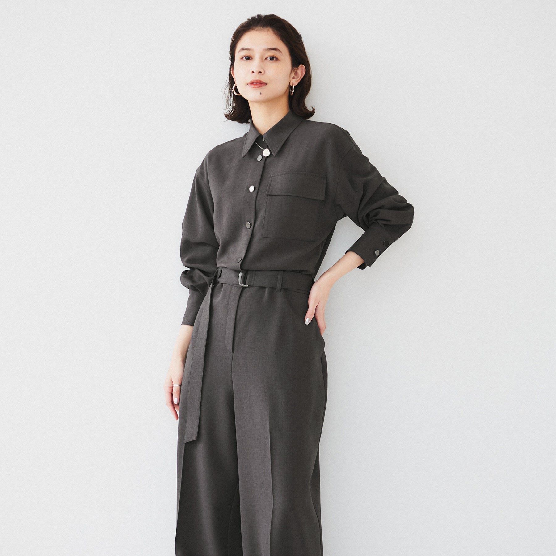 UNTITLED「【朝比奈 彩&times;Oggi&times;UNTITLED スペシャルコラボ】シャツカラーオールインワン」|オールインワン|