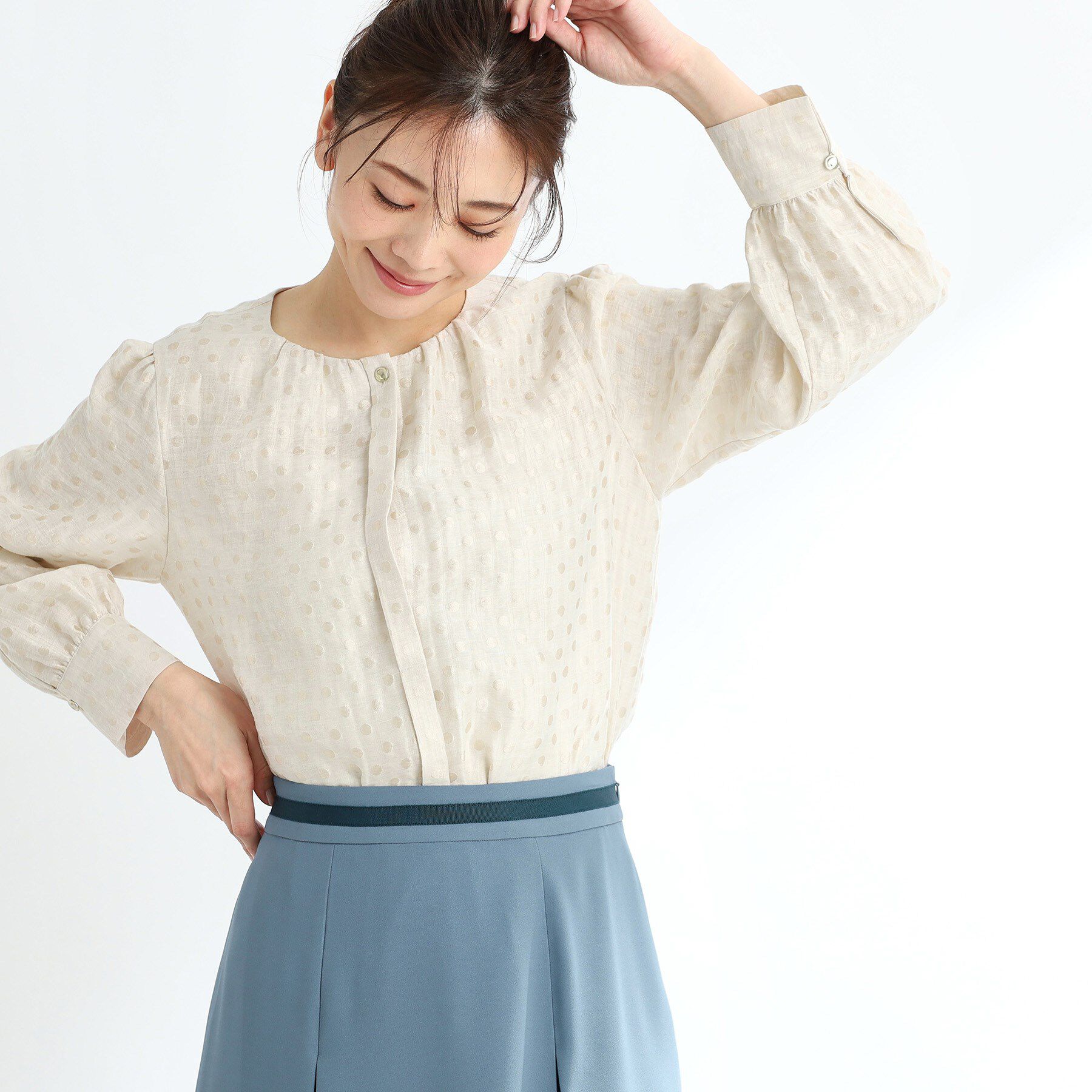 Reflect「【手洗い可】ドットジャカードブラウス」|シャツ・ブラウス|