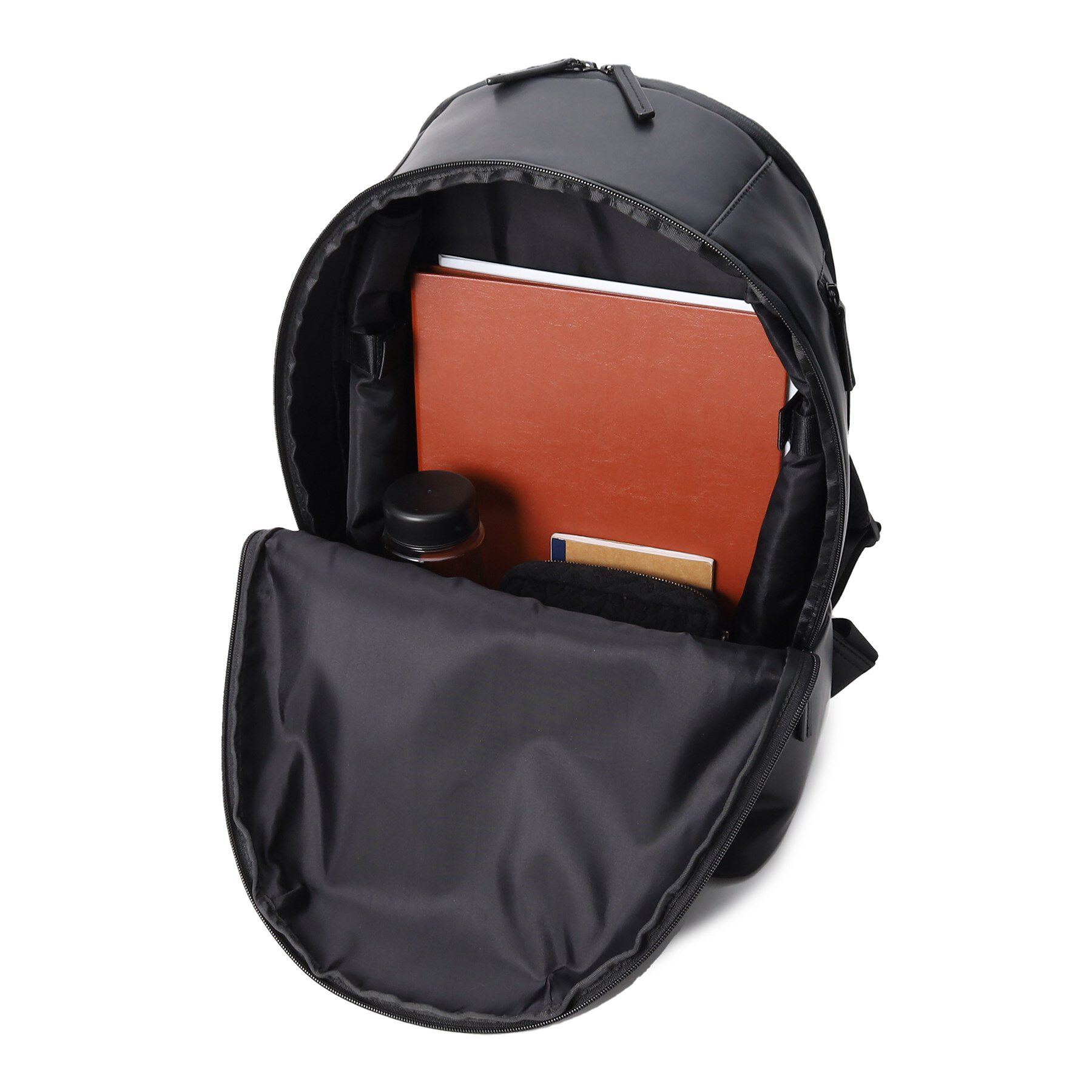 DRESSTERIOR「リサイクルレザーバックパック」|リュック|