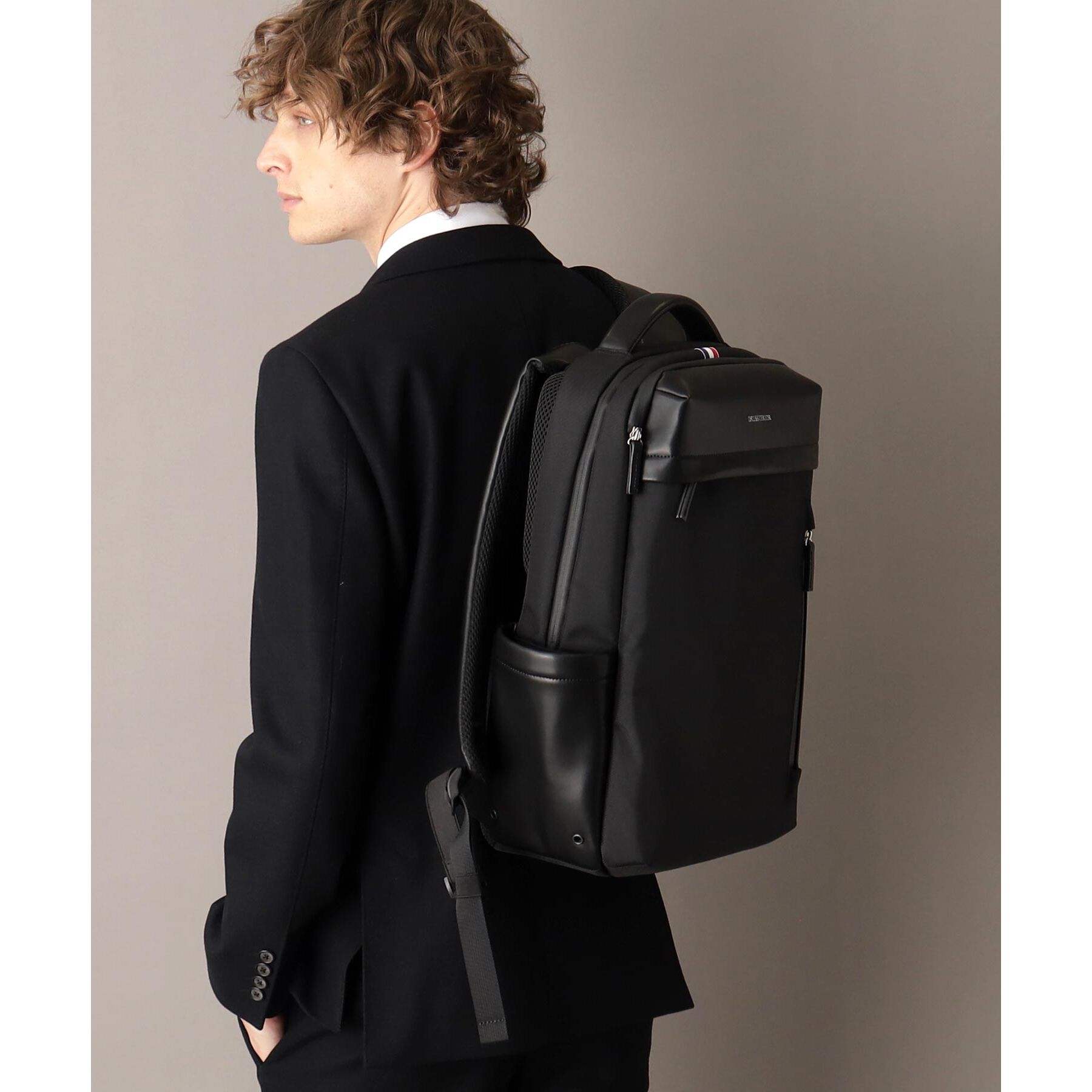 DRESSTERIOR「【荷重軽減】サスペンション バックパック」|リュック|