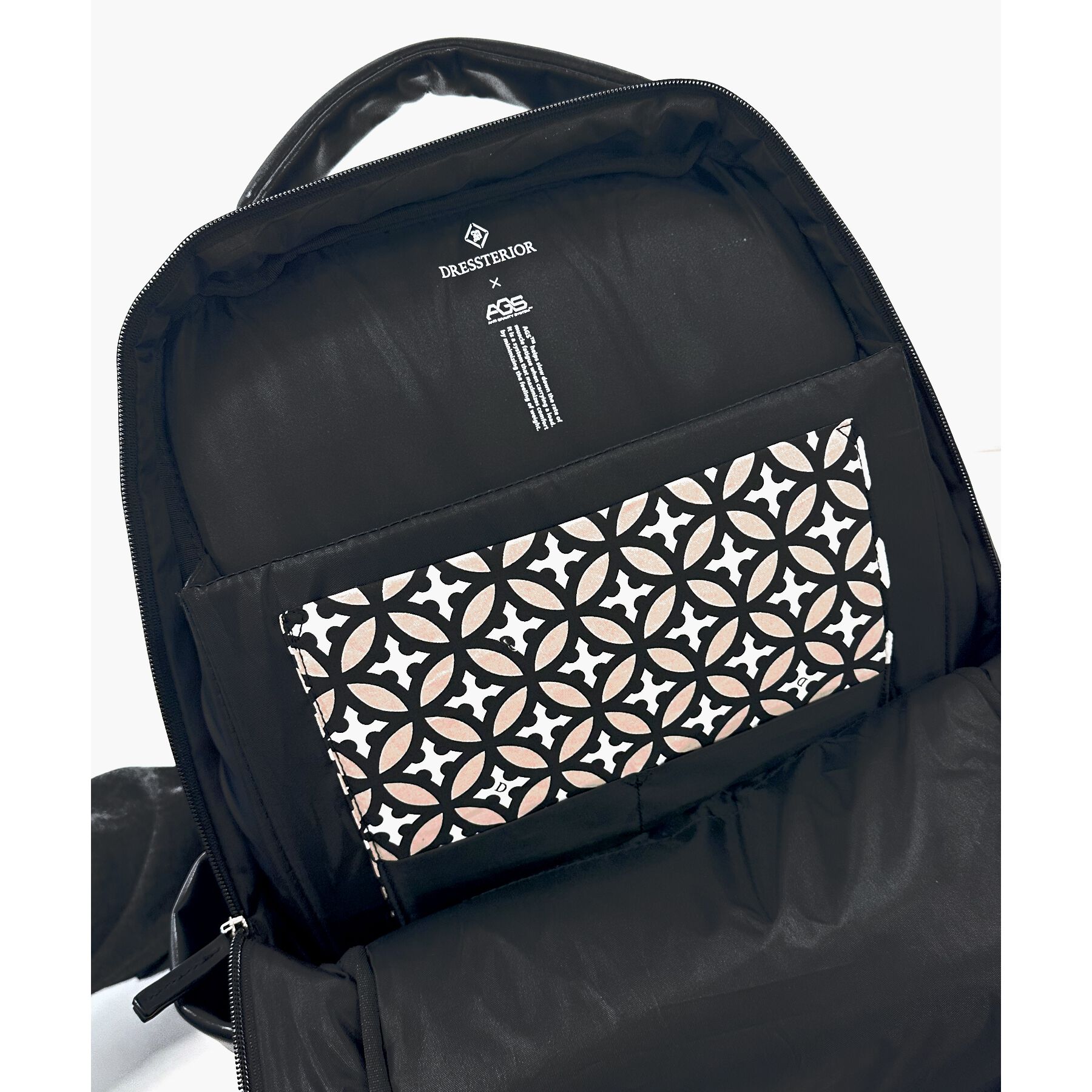 DRESSTERIOR「【荷重軽減】サスペンション バックパック」|リュック|