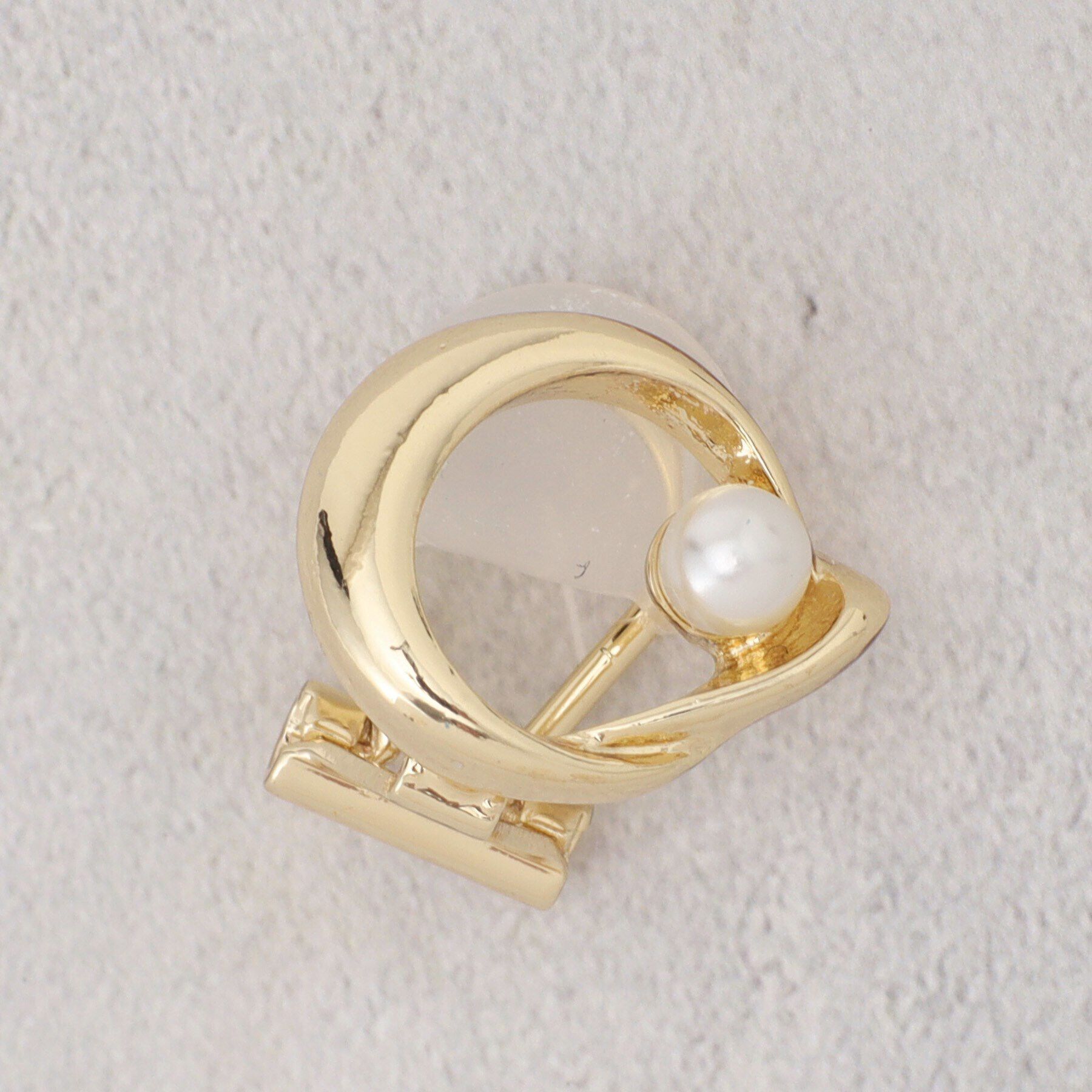 grove「メタルサークルパール調イヤリング」|イヤリング|