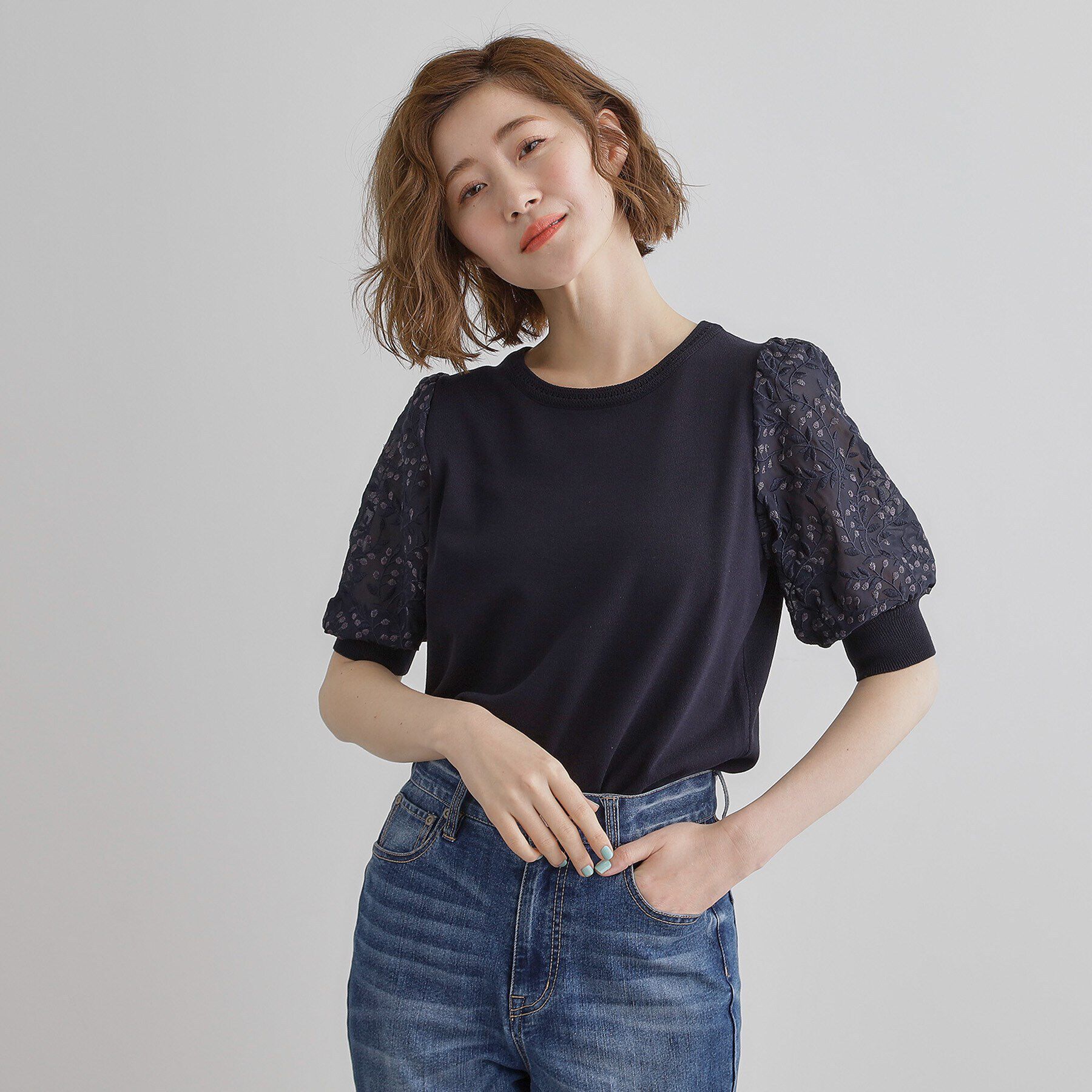 grove「ほんのり透ける抜け感がポイント！袖刺繍5分袖プルオーバー」|ニット・セーター|