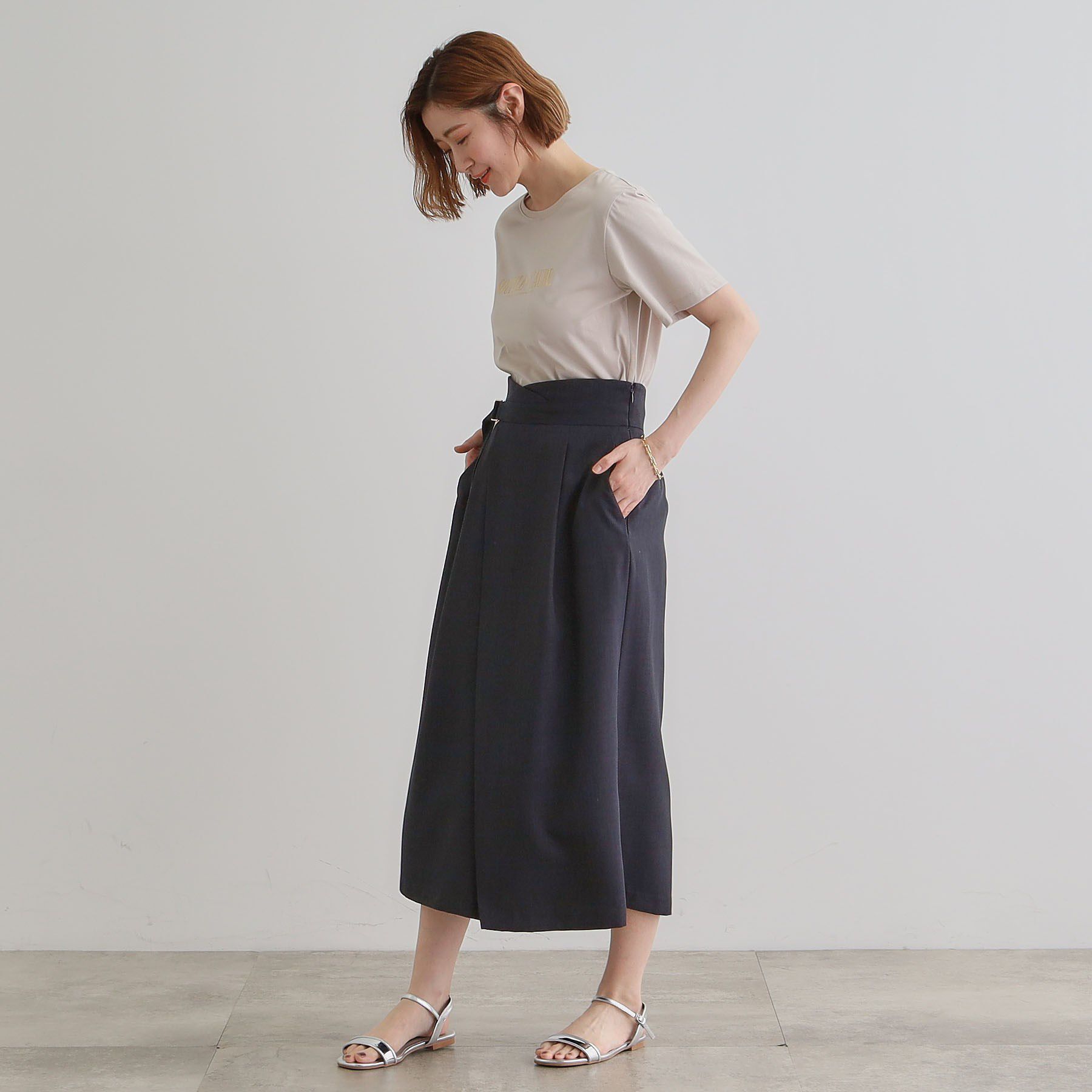 grove「エレガントに着こなすラップ風タックスカート」|スカート|
