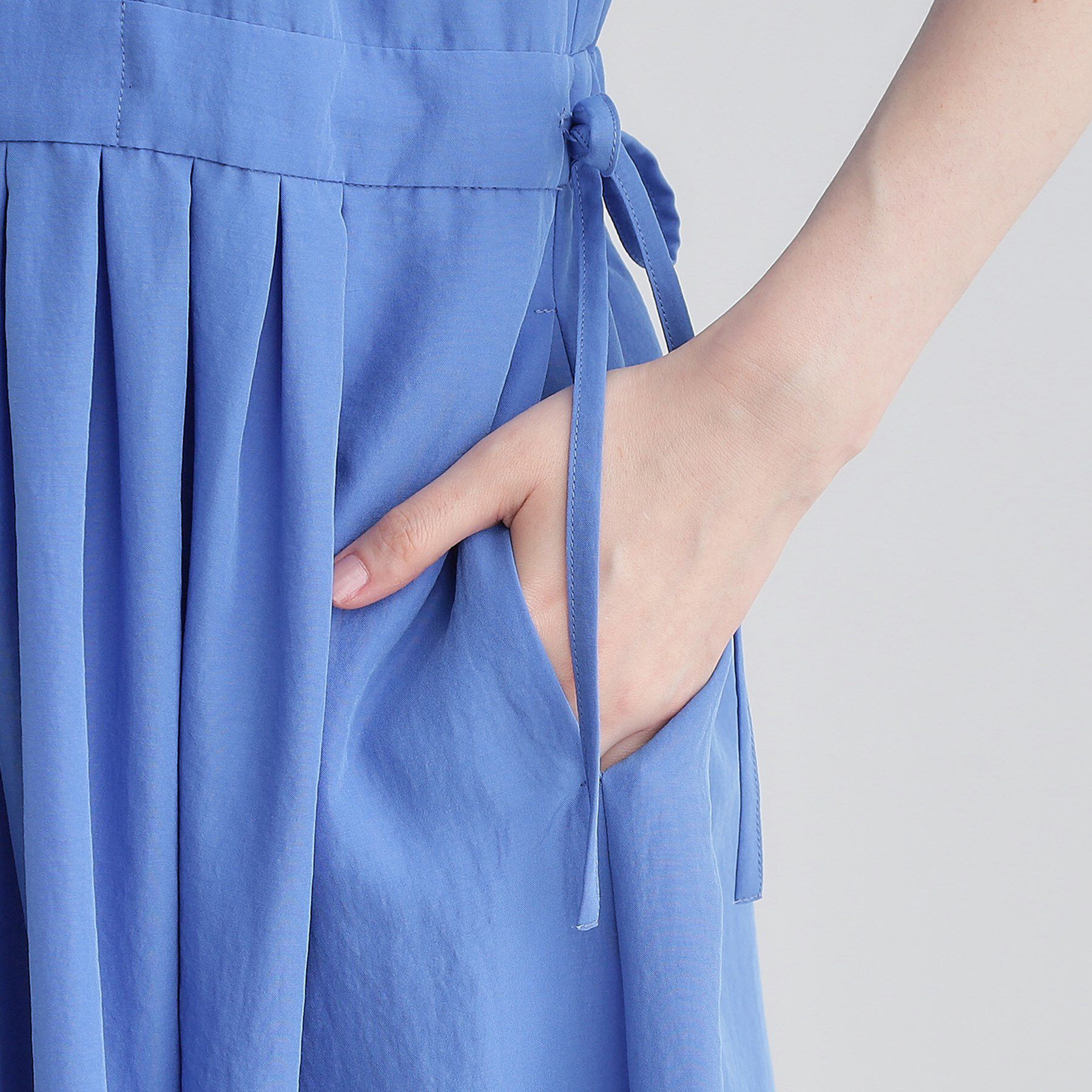 grove「【晴れの日も雨の日も】撥水タックワンピース」|ワンピース|