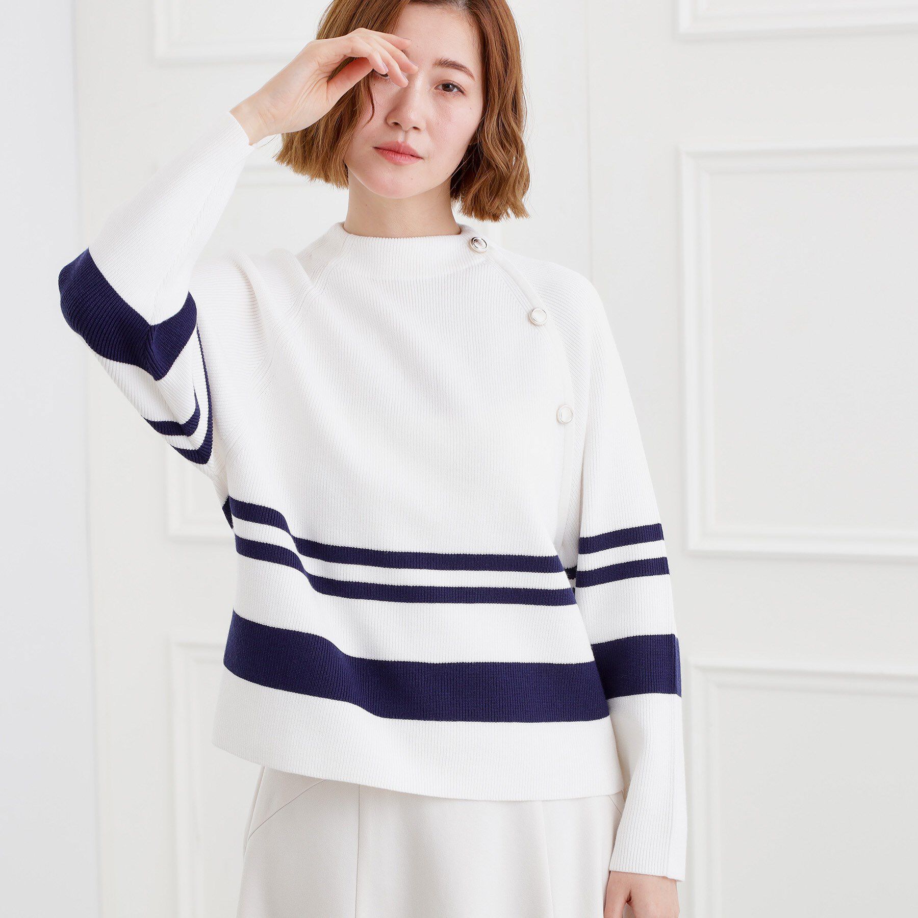 grove「ラグランスリーブ肩釦ニット」|ニット・セーター|オフ&times;ネイビー(50