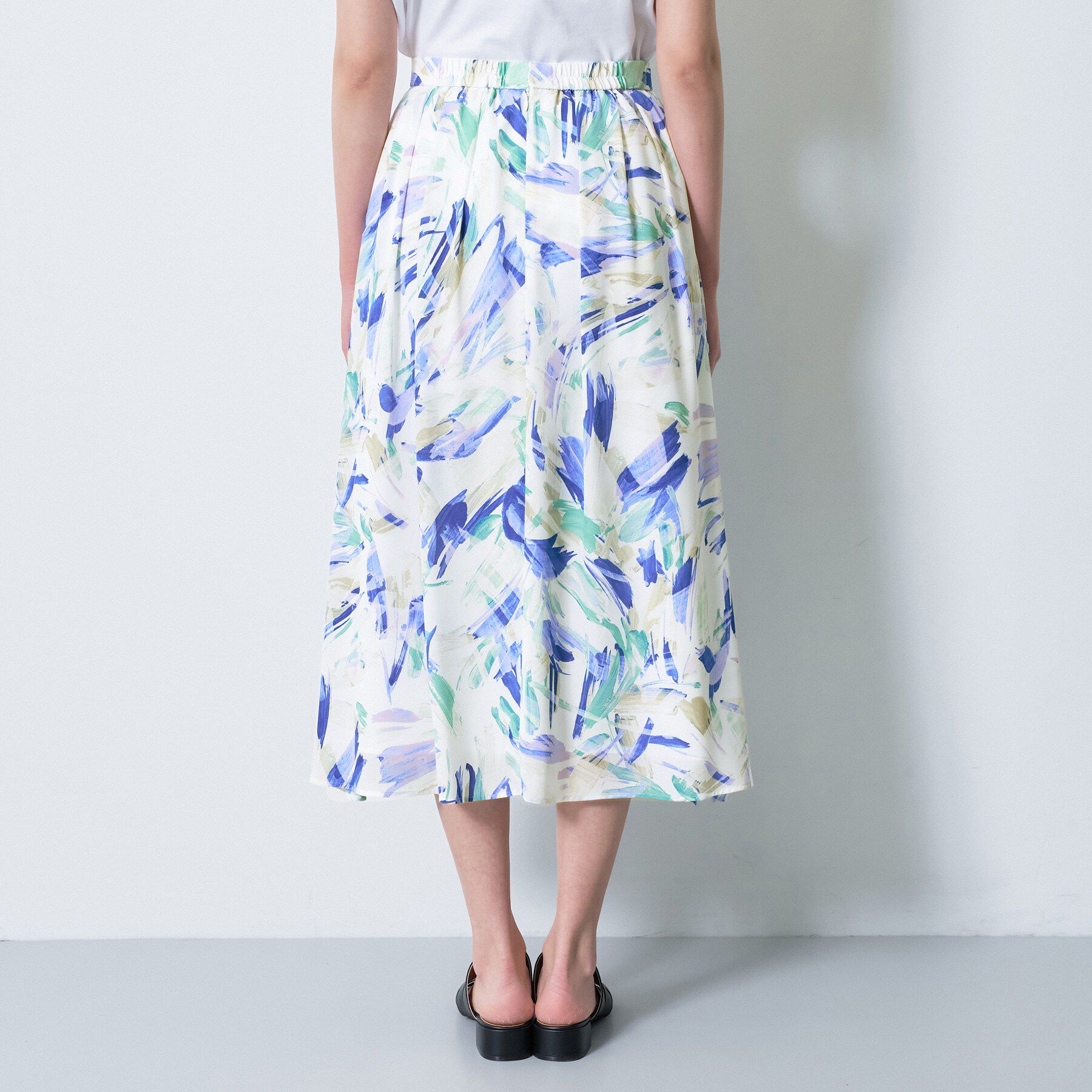 INDIVI「【洗える】リーフ柄タックフレアスカート」|スカート|