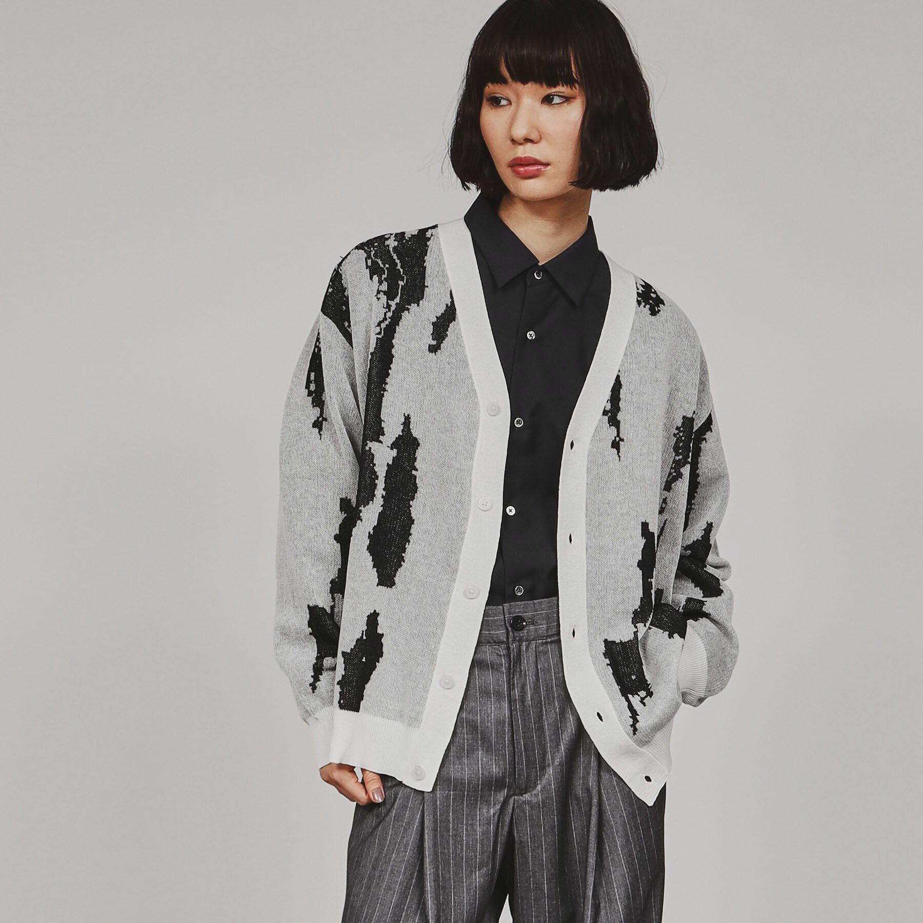 tk.TAKEO KIKUCHI「アブストラクトシアーカーディガン」|カーディガン|ホワイト(501)