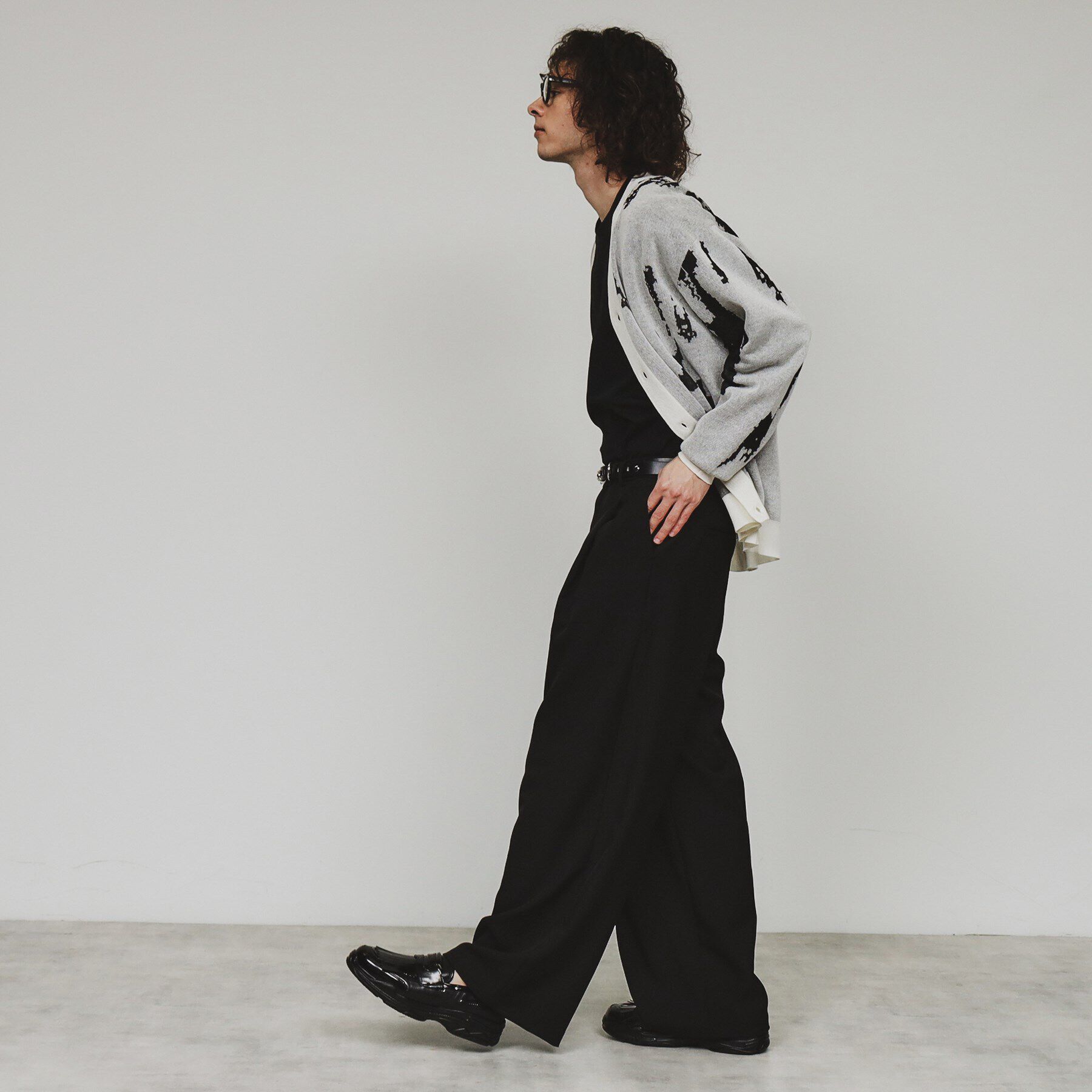 tk.TAKEO KIKUCHI「アブストラクトシアーカーディガン」|カーディガン|